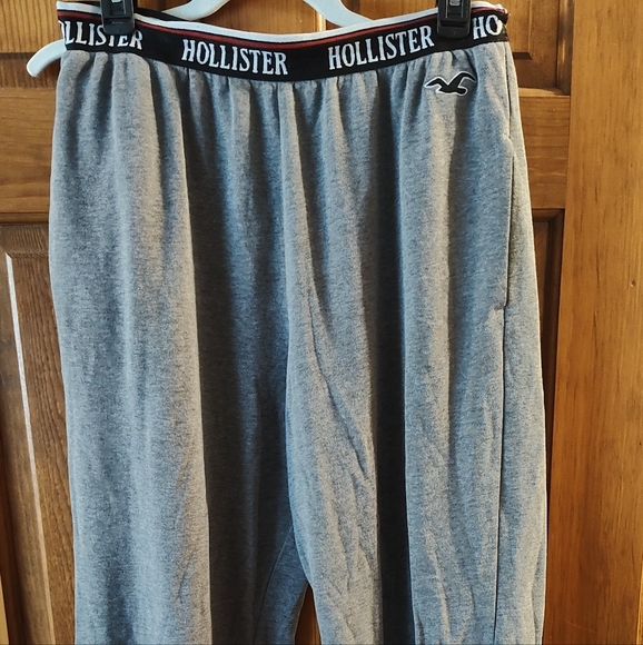 Hollister Other - Hollister large joggers